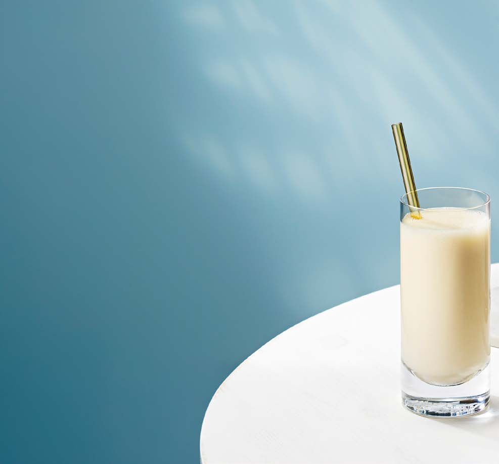 Batido nutricional y productos de nutrición en un entorno deportivo